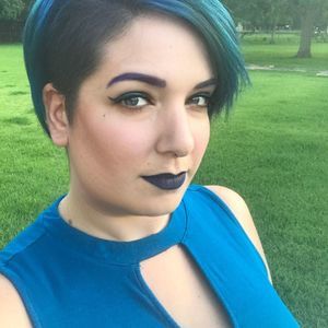 Meet your Posher, Karissa